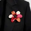 Nueva colección de broches de flor de acrílico con diseño vintage, borlas de camelia, accesorios para mujer, joyería transfronteriza al por mayor