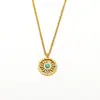 Europa y Estados Unidos transfronterizos estilo INS personalizado incrustado piedra natural hueco sol redondo collar para mujer bañado en oro de 18 quilates titanio acero colgante