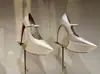 Sapatos de Casamento, Saltos Altos Estilo Francês para Mulheres, Novo Estilo de Verão 2025, Adequado para Vestidos, Saltos Baixos Bico Fino, Sandálias para Madrinhas, Sapatos de Salto Único Qipao para Mulheres