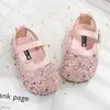 Zapatos de Cuero Estilo Coreano para Niñas Verano 2026 Nuevos Zapatos de Malla Hueca Transpirables de Malla Simple para Niñas con Lentejuelas Zapatos de Princesa