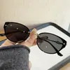 Novos Óculos de Sol Polarizados Estilo Retro Old Money Gatinho Armação Ultrafina Estreita, Versáteis, High-End, Luxo Leve Protetor Solar para Mulheres