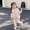 Chaleco engrosado de otoño e invierno para niñas 2026 nuevo estilo infantil dulce y moderno chaleco cálido acolchado con capucha moderno
