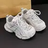Zapatillas tipo "dad shoes" para niñas, nuevas zapatillas transpirables de malla para otoño para niños de 6 a 12 años, zapatos casuales de suela suave, modernos y versátiles