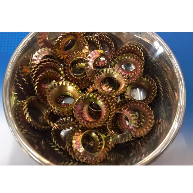 2345698564_1579569903