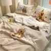 2026 Nuevo Estilo Cuadros Bordado de Toalla Colcha de Verano Cubre Cama Juego de Cuatro Piezas Colcha Refrescante de Verano Colcha de Aire Acondicionado