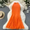 Gao Leng Yujie Usando Saia Feminina Versátil para o Trabalho Design Moderno Malha Elástica Slim-Fit Costura Saia Cauda de Peixe no Quadril