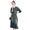Vestido de Mezclilla Moderno Europeo para Mujer 2026 Primavera y Otoño Nuevo Estilo Casual Retro Vestido Largo Ajustado a la Cadera con Abertura