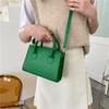Bolso Pequeño Nuevo para Mujer 2022 Popular Nuevo Estilo Coreano Moda Bolso Cruzado Celebridad de Internet Moda Texturizada Bolso de Hombro de Mano