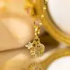 Collar de alta calidad, elegante y lujoso con circonita cúbica completa e incrustación de cobre delicada, presentando un diseño simple, moderno y exquisito, perfecto como cadena para clavícula o cadena para el cuello.