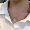 Nuevo Collar de Girasol para Mujer, Nuevo Colgante de Diamante de Alto Carbono, Diseño de Nicho, Estilo Minimalista Fresco, Cadena para Clavícula para Mujer, Venta al por Mayor