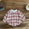 Macacão de Bebê Pequeno com Gola Redonda Xadrez de Manga Longa Estilo Harper para Menina - Outono/Inverno