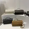 Bolsos para Mujer 2025 Nuevo Estilo Hombro Único Cruzado de Mano Boston Estampado Lindo Bolso Almohada Sentido de Moneda Bolso de Mujer