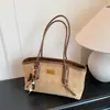 Bolso de Hombro Único Versátil de Lujo Ligero Retro 2025 Nueva Moda para Mujer Gran Capacidad Bolso de Axila para Viajes Diarios Bolso de Hombro Único