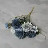 Ramo de Crisantemos Artificiales Ramo Pequeño Salón de Bodas Flor de Mano Decoración del Hogar Venta Caliente Transfronteriza Crisantemo Artificial de Tenis de Mesa