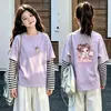 Camiseta listrada de manga comprida com estampa fofa de desenho animado em algodão puro para meninas, top base para o outono para meninas, adequado para tamanhos médios e grandes