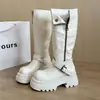 Hebilla de cinturón estilo post-apocalíptico botas adelgazantes hermosas mujer nuevas botas largas Rad 2026 botas elásticas otoño e invierno retro para aumentar la altura