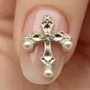 Acessórios para Nail Art Cruz Coração de Corvo Cruz de Liga Retro com Strass 3D para Nail Art Atacado