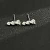 2026 Pendientes de Botón de Plata S925 de Venta Caliente Transfronteriza con Gradiente de Tres Piedras y Elegancia Lineal, Pendientes Pequeños y Versátiles para el Día a Día