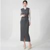 Conjunto de Duas Peças Miyake com um Estilo de Moda Novo, Elegante e Sofisticado, Conjunto Profissional com Colete, Jaqueta e Saia