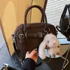 Nova Bolsa Pequena Vintage de Primavera 2026 para Mulheres, Bolsa de Ombro Transversal Versátil, Bolsa de Mão com Textura de Alta Qualidade, Bolsa Quadrada Pequena