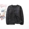 Cross-border Outono e Inverno Nova Jaqueta Leve de Penas Masculina Gola Redonda Decote em V Forro de Penas de Pato Branco Meia-idade e Jovem Jaqueta Curta Tamanho Grande