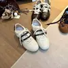 Zapatillas de entrenamiento alemanas de suela gruesa con estampado de leopardo para mujer, nuevo modelo versátil otoño 2026, zapatos deportivos casuales para mujer, zapatillas Forrest Gump súper populares