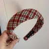 Diadema Roja de Año Nuevo para Mujer, Diadema de Lana a Cuadros para Otoño e Invierno para Lavarse la Cara, Diadema Alta de Ala Ancha, Accesorio para el Cabello de Alta Gama