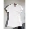 Top negro de manga corta con cuello en V para mujer, camiseta de verano con hombros normales, nuevo diseño 2026, estilo BM, entallado en la cintura, adecuado para usar en capas