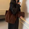 Nova Bolsa de Ombro Vintage em Camurça Outono/Inverno 2026 para Mulheres, Bolsa de Mão de Grande Capacidade com Bolsa Pequena Dentro, Bolsa Tote Tendência de Abaixo do Braço
