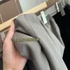 Explosiones de Microcrédito Shorts Casuales de Verano para Hombre Pantalones de Cinco Puntos para Usar por Fuera Color Sólido Combinan con Todo Delgados Sueltos Shorts de Seda de Morera