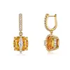 Colar com Pingente de Cubo de Açúcar Dourado com Deus da Riqueza Amarelo, Brincos com Pedra Cintilante e Anel de Bala de Açúcar Amarela para Mulheres