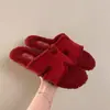 Chinelos peludos retrô da moda para usar ao ar livre, novos chinelos versáteis de outono 2026, com sola plana, confortáveis e de sola macia