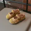 Zapatos Birkenstock individuales estilo retro para niños, zapatos de gamuza con hebilla metálica para niñas, estampado de leopardo, estilo moderno, zapatos individuales de suela suave para niñas pequeñas