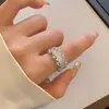 Colección de Anillos de Latón Plateado con Circonita de Moda Más Vendidos, Anillos de Plata de Lujo Ligero Transfronterizos, Versátiles para el Uso Diario