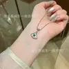 Atacado do Fabricante Pequeno Pingente de Jade Verde com Incrustação de Prata S925, Design Fresco, Pingente de Jade