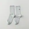 Meias Longas Outono e Inverno Masculinas e Femininas ins Tendência Letra P Meias de Comprimento Médio Meias de Algodão Japonesas e Coreanas Absorventes de Suor Meias Esportivas de Tubo Longo para Casais Meias Femininas