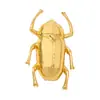 Broche de Escarabajo Resistente Color Dorado con Textura Metálica, Estilo Europeo y Americano de Lujo Ligero, Ultra-Exquisito y Versátil, Accesorio Femenino Estilo Pastoral
