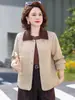 Abrigos elegantes para mujeres de mediana edad y mayores, nuevos conjuntos de otoño 2026 para madres, ropa para mujeres de talla grande