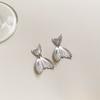 Luz de luxo de alta qualidade anel de orelha de metal fivela de orelha design de nicho estilo frio orelha studs personalidade exagerado moda temperamento brincos