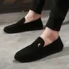 2025 Nuevos Mocasines para Hombre Primavera y Otoño Zapatos de Hombre Estilo Coreano Tenis Casuales de Moda Zapatos Slip-On Británicos Zapatos Perezosos Calzado de Moda