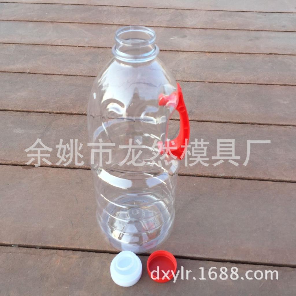 A06E597D7C9592F4E3445ED1D462B4