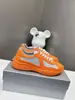 Sapatos casuais masculinos P novos sola colorida couro moda sapatos baixos fornecimento da estação independente AliExpress
