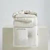 Colchão Jacquard 100% Algodão Classe A com Núcleo de Fibra de Soja Li Guanqi Colcha de Verão Próxima ao Corpo Fresca Respirável Colcha de Primavera/Outono Colcha Quente de Inverno
