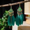 Pendientes largos de plumas en forma de abanico retro para mujer, pendientes nacionales exóticos, venta al por mayor, cadena multicapa, joyería bohemia
