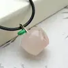 Pendente Pequeno de Maçã de Aventurina Natural Atacado, Acessórios de Jade Seda Dourada, Fruta da Paz de Jade Totalmente Verde Pingente de Jade DIY
