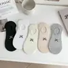 Meias com Laço para Mulheres, Meias Finas de Barco para Verão, Boca Rasa da Moda, Estilo Japonês, Antiderrapantes, Invisíveis, Meias Curtas Versáteis