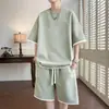 Conjunto Deportivo Holgado para Hombre en Verano, Camiseta de Manga Corta de Dos Piezas con Pantalones Tres Cuartos, un Conjunto de Ropa de Dos Piezas