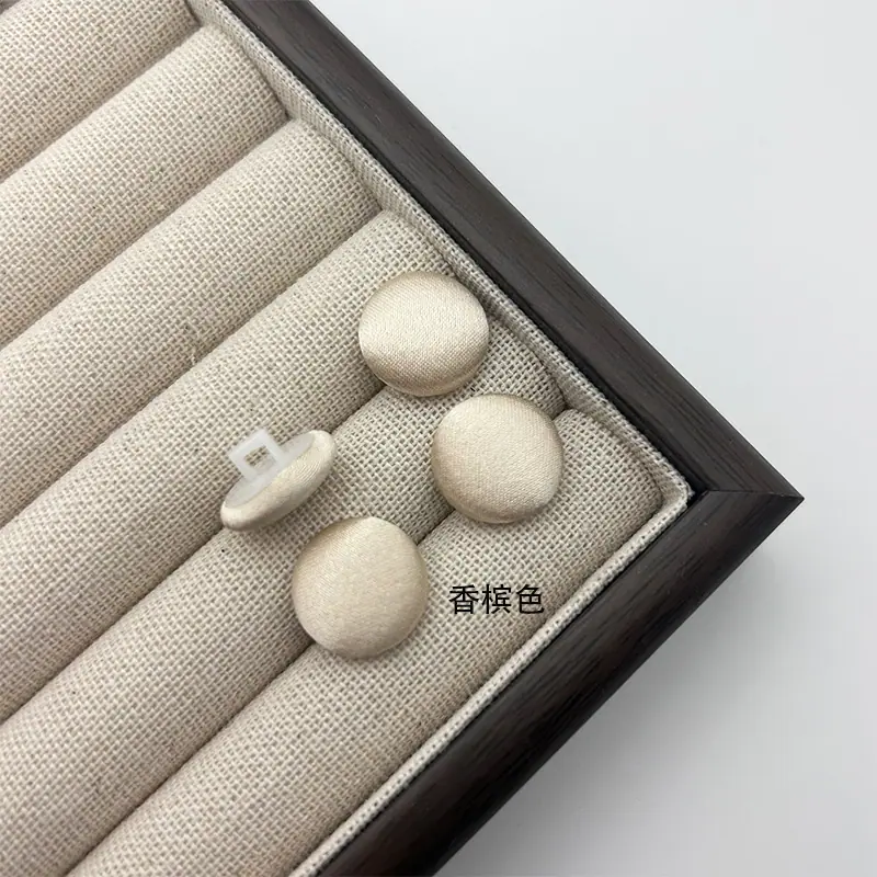 香槟色