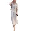 9550 Da Ai Mei Yi Yuan Verão 2026 Novo Vestido Longo Branco com Decote em V, Mangas Curtas e uma Fenda na Barra para um Efeito Emagrecedor