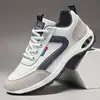 Zapatos de Hombre Primavera Nuevo Estilo Zapatos Casuales Versátiles de Moda para Hombre Zapatillas Ligeras Zapatos de Viaje Zapatos Deportivos para Correr de Suela Blanda Zapatos de Hombre